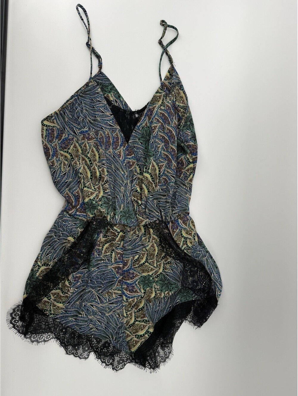 Paper Crane Lace Trim Romper SZ L Jumper Jumpsuit Shorts Spaghetti Straps (2548)